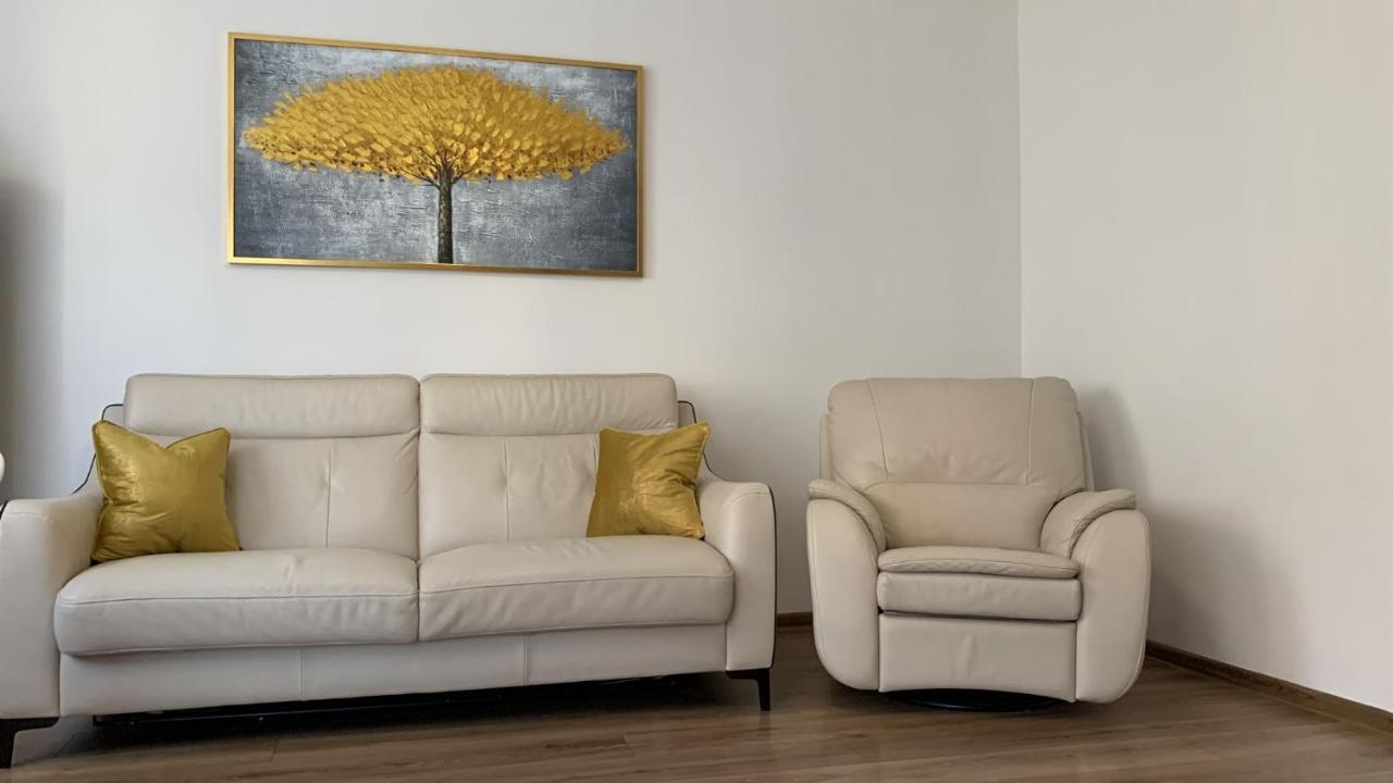 Golden Apartament Legionów Torun Exterior foto